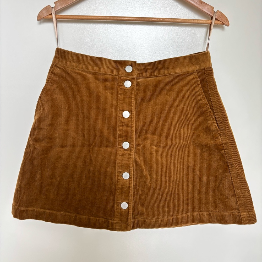 Uniqlo Brown Tan Corduroy Mini Skirt w/ Pockets - size 8
